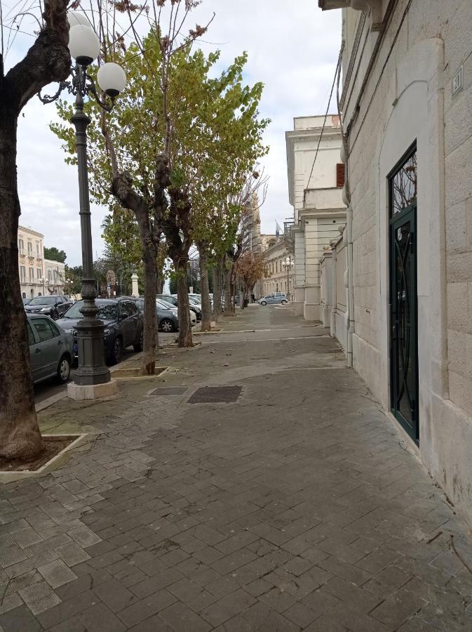 Suites Elifani Trani Exterior photo
